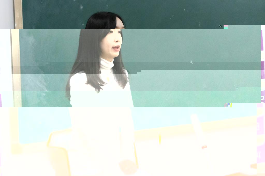 E676