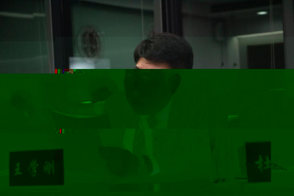 F0E8